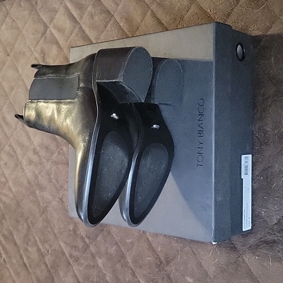 TONY BIANCO SIZE 6 HAMPTON BOOTS - Picture 2 of 4